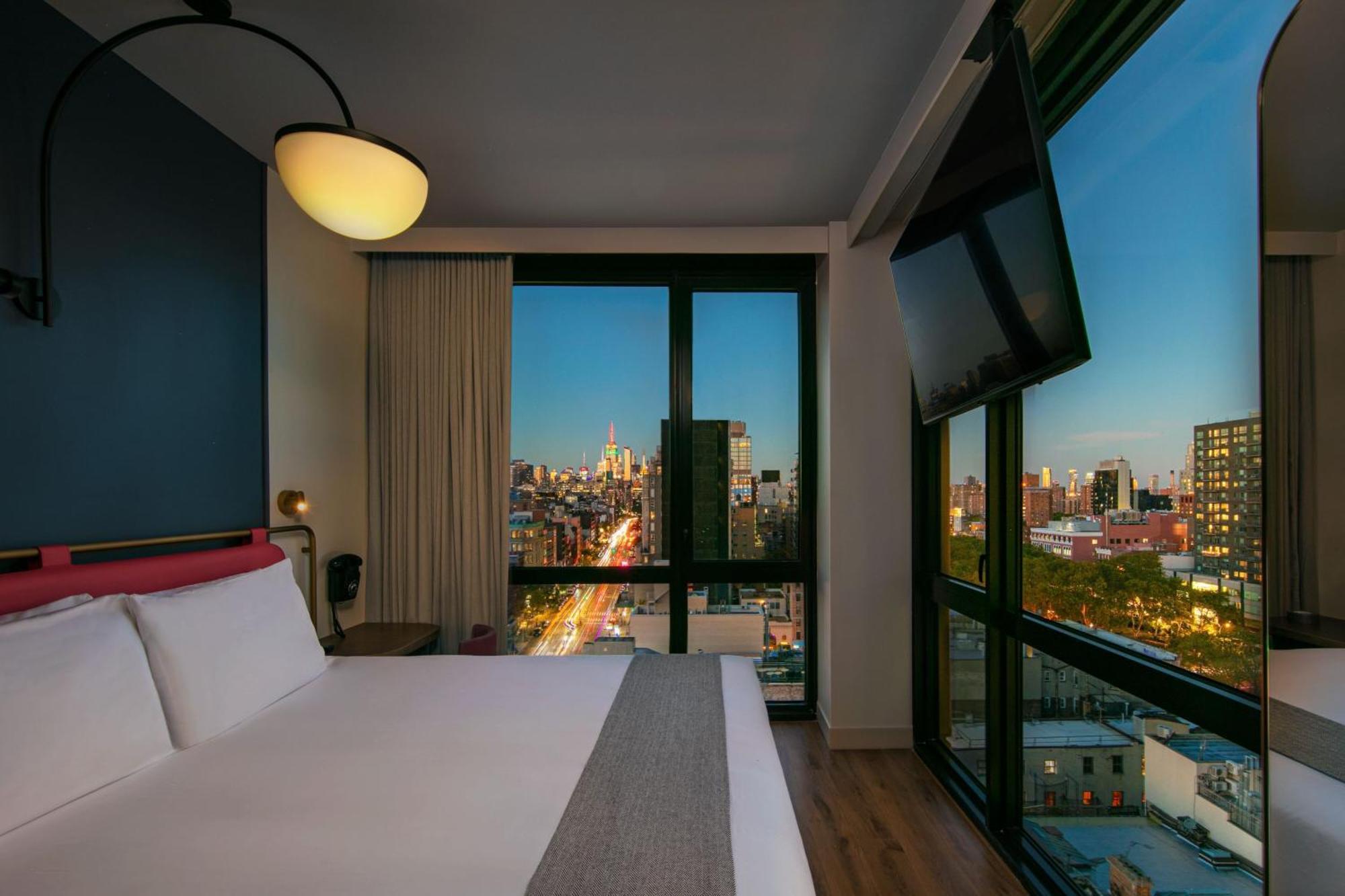Moxy Nyc Lower East Side New York Exteriör bild