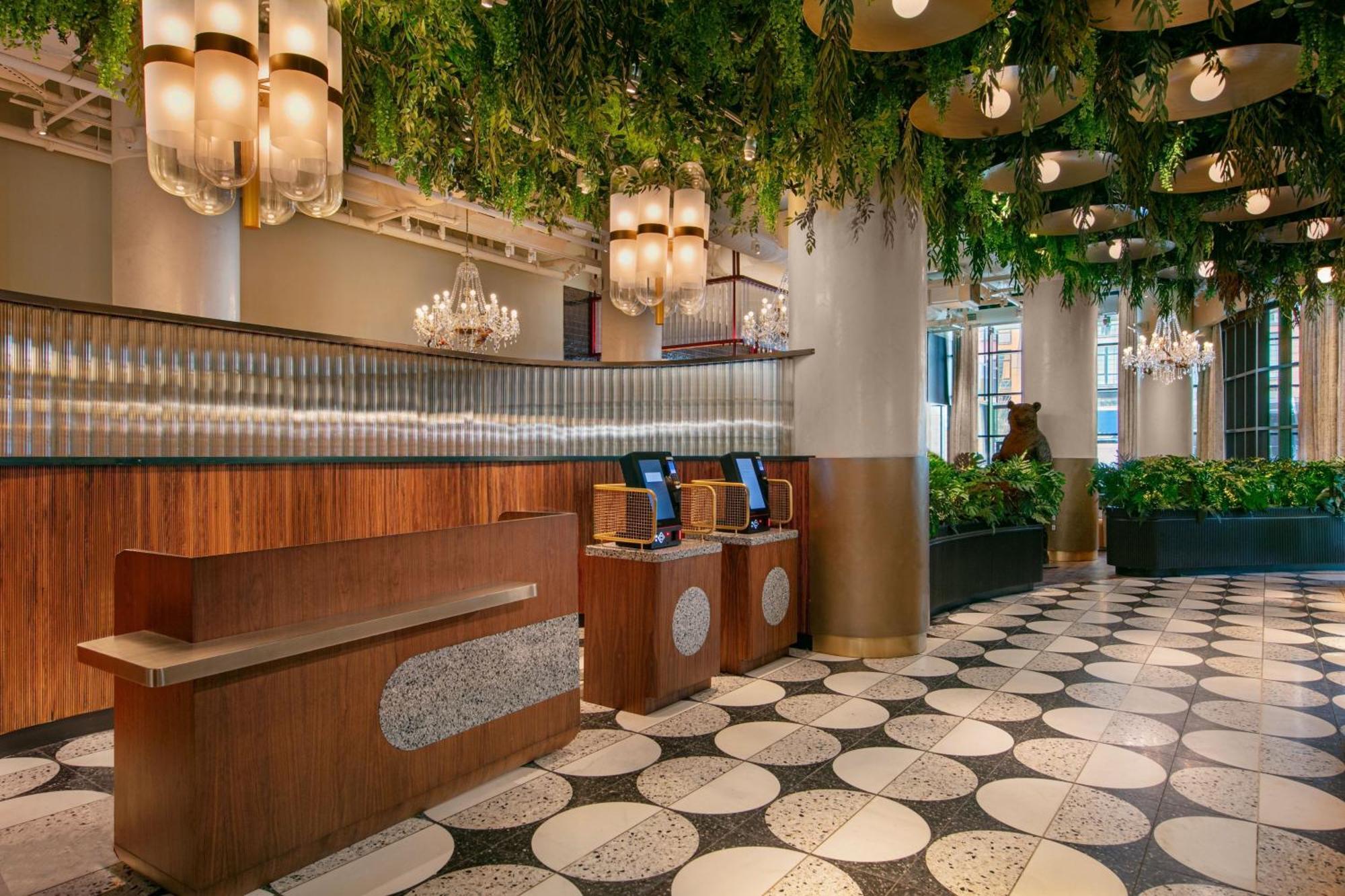 Moxy Nyc Lower East Side New York Exteriör bild
